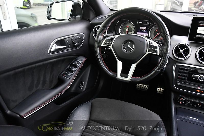Mercedes-Benz GLA - fotka 21 z 47