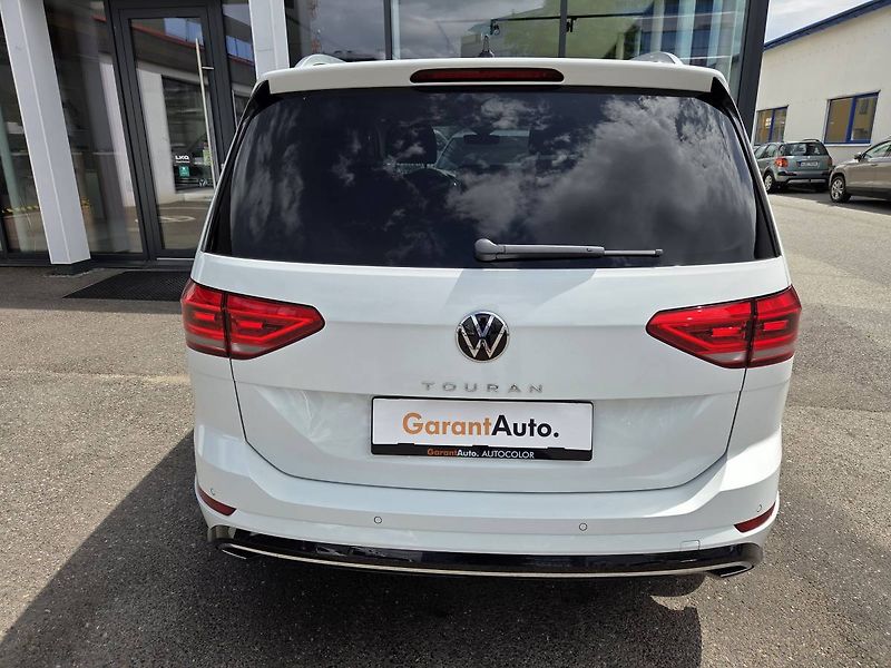 Volkswagen Touran (2026) 1.5 TSI DSG7 R-Line 7 míst - fotka 4 z 50