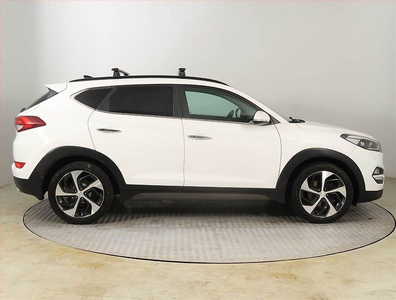 Hyundai Tucson (2016) 2.0 CRDi, 4X4, Automat - fotka 6 z 27