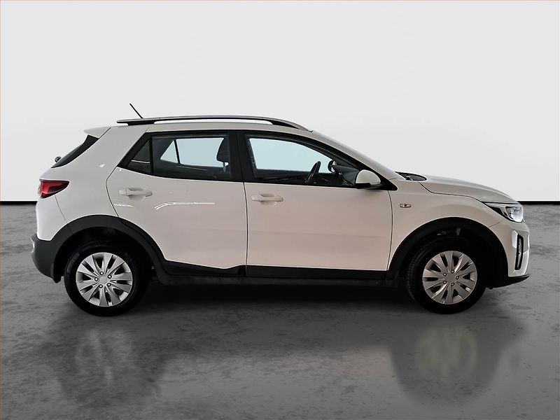 Kia Stonic (2022) 1.2 DPI, ČR,1.maj, Serv.kniha - fotka 6 z 17