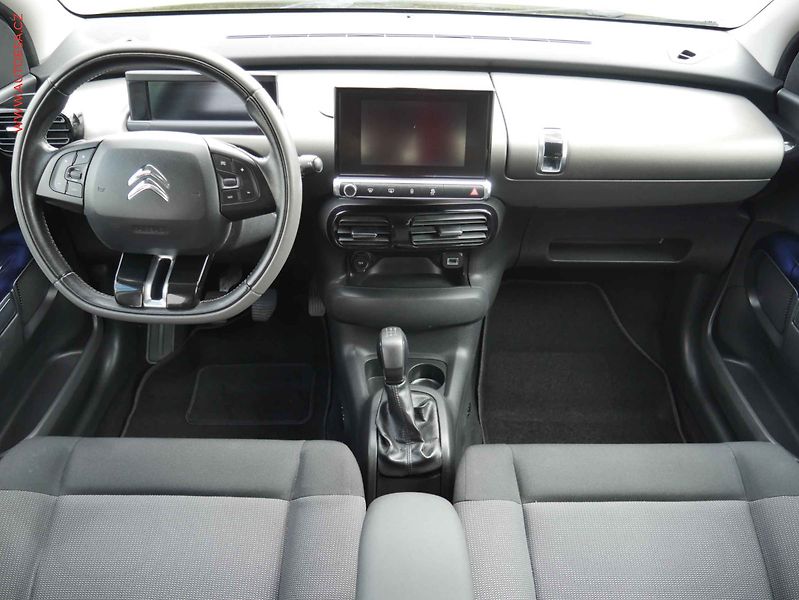 Citroën C4 Cactus (2015) 1.2PT, ČR, servis.kniha - fotka 8 z 19