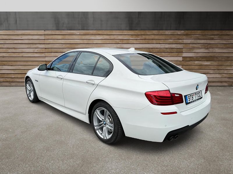 BMW Řada 5 (2016) +530xd+ČR+DPH+ - fotka 5 z 20