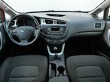 Kia Ceed (2016) 1.4 i, 2.maj,ČR, servis - náhled 8