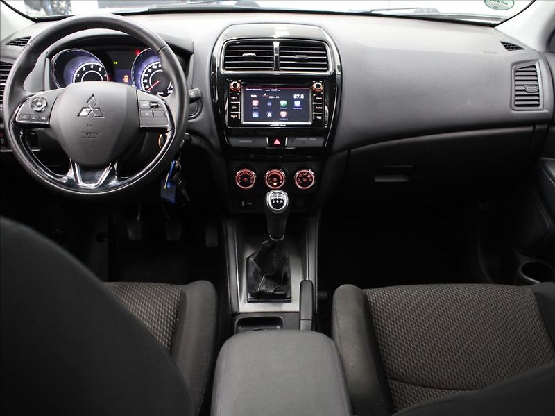 Mitsubishi ASX 1,6 i 86kW Invite+ 49tkm! ČR - fotka 8 z 21