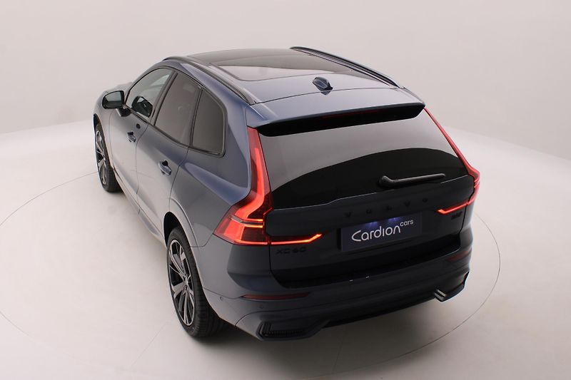 Volvo XC60 (2026) B5 AWD AUT ULTRA BLACK EDITION - fotka 17 z 70