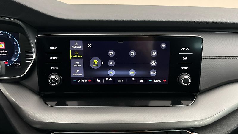 Škoda Octavia 2.0 TDI Ambition Combi - fotka 26 z 27