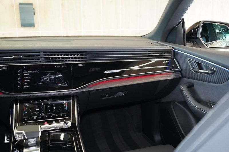 Audi Q8 TDI quattro 210 kW, S line - fotka 50 z 50