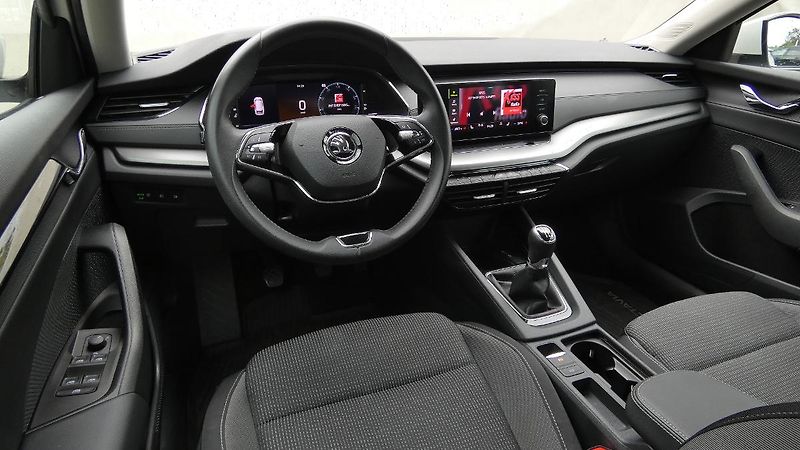 Škoda Octavia Combi 2,0 TDI Ambition - fotka 5 z 22
