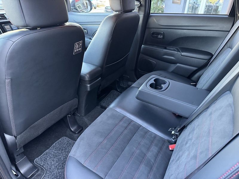 Mitsubishi ASX (2021) 2.0i Mivec Automat LED Kamera - fotka 22 z 50