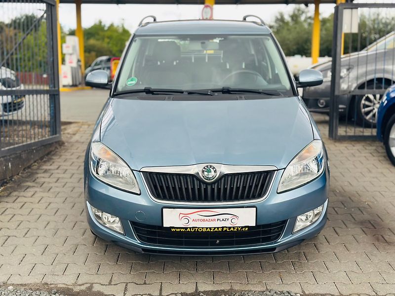 Škoda Fabia (2010) 1.2TSi 73500KM - fotka 2 z 14