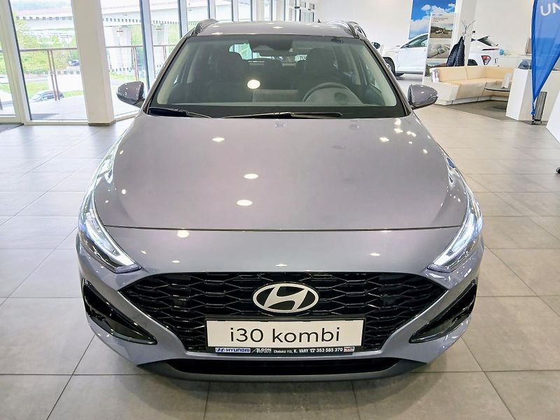 Hyundai i30 (2026) 1.0 T-GDI GO Czech! - fotka 2 z 17