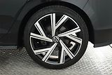 Volkswagen Golf (2021) R-Line 1.5 eTSI - náhled 15