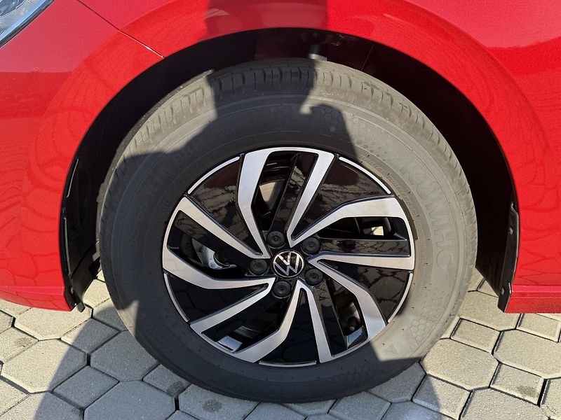 Volkswagen Polo (2025) People 5G 1,0TSi - fotka 10 z 26