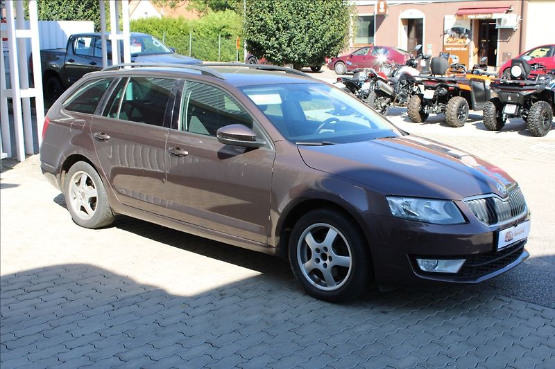 Škoda Octavia 1,6 TDi Amb. nez.topení, kessy - fotka 2 z 4