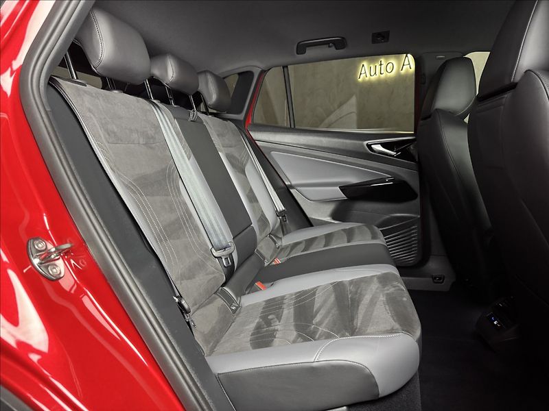 Volkswagen ID.4 Pro Tepelko Assist 360° Kamera - fotka 13 z 50