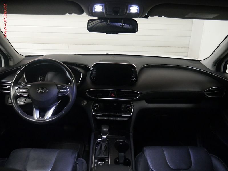 Hyundai Santa Fe (2020) 2.2 CRDi 4x4, 1.maj,ČR - fotka 8 z 30