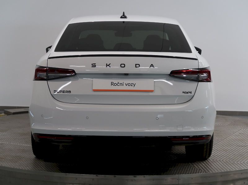 Škoda Superb (2025) SPORTLINE 2.0TDI 142KW 4x4 DSG - fotka 9 z 51