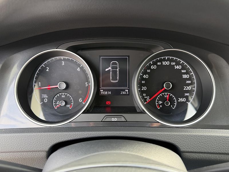Volkswagen Golf Combi VII 1,6 TDi/85kW - fotka 16 z 66