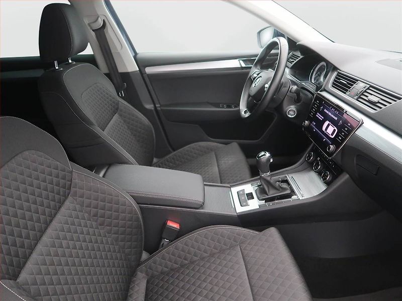 Škoda Superb (2021) Ambition 2.0 TDI, Automat - fotka 9 z 17