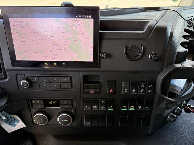 Volvo FMX 500 6x4 BORDMATIC MEILLER  - fotka 15 z 26