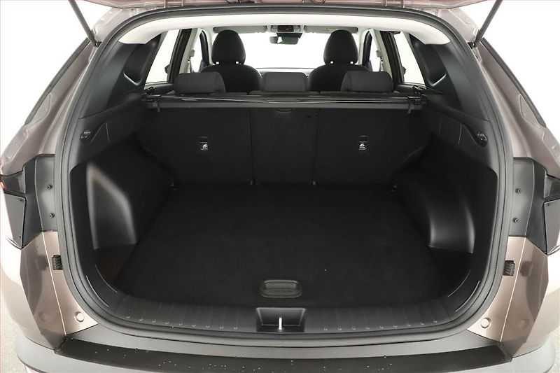 Hyundai Tucson (2022) Smart 1.6 CRDi - fotka 19 z 20