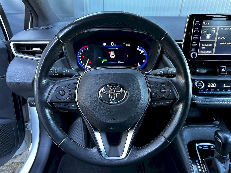 Toyota Corolla (2021) Touring 2.0 Hybrid 112kW e-CVT - fotka 8 z 29
