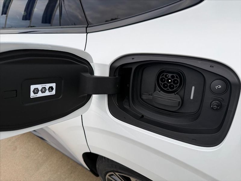 Volvo ES90 Ultra RWD Ext. Range 0525 - fotka 13 z 14