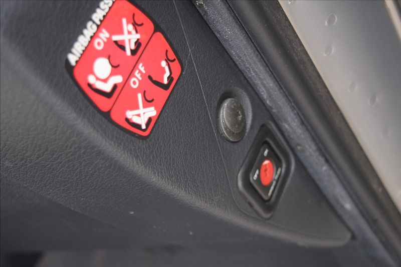 Citroën Berlingo 1,6 16V 80KW NOVÉ SVÍČKY - fotka 33 z 34