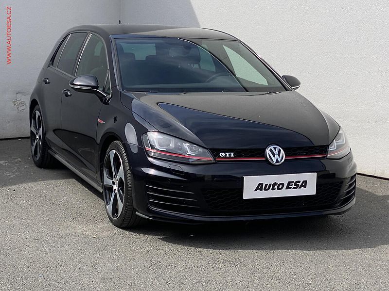 Volkswagen Golf (2014) 2.0 TSi, GTi, bixen, +ALU - fotografie inzerátu