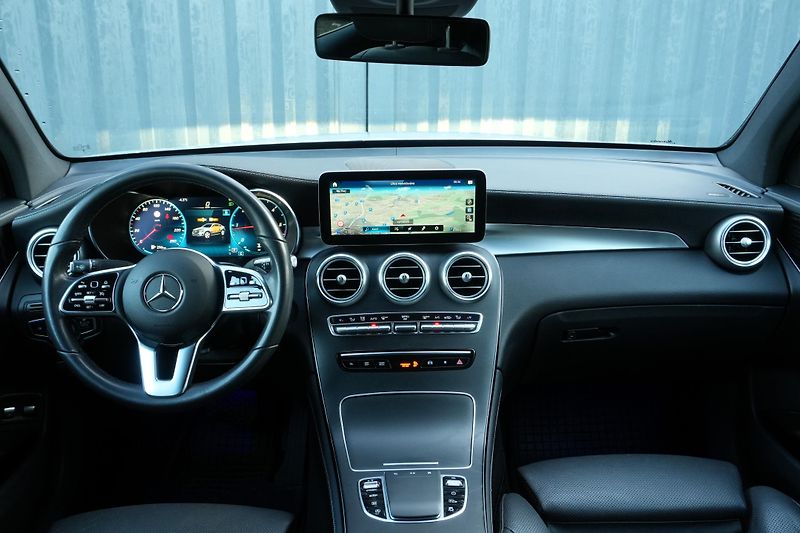 Mercedes-Benz GLC 220d, Vzduch, Ventilace,Záruka - fotka 14 z 41