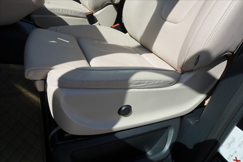 Mercedes-Benz Třídy V 2,0 V 300d EXC 4M L,CZ,záruka - fotka 19 z 31