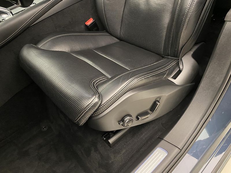 Volvo XC90 B5 AWD INSCRIPTION 7Míst - fotka 42 z 55