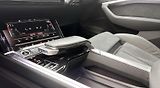 Audi Q8 e-tron 55 Q S-Line 360k Pano Tažné - náhled 19