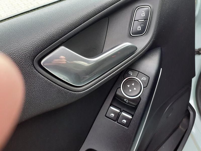 Ford Fiesta (2017) 1.1 I 63 KW - fotka 16 z 29