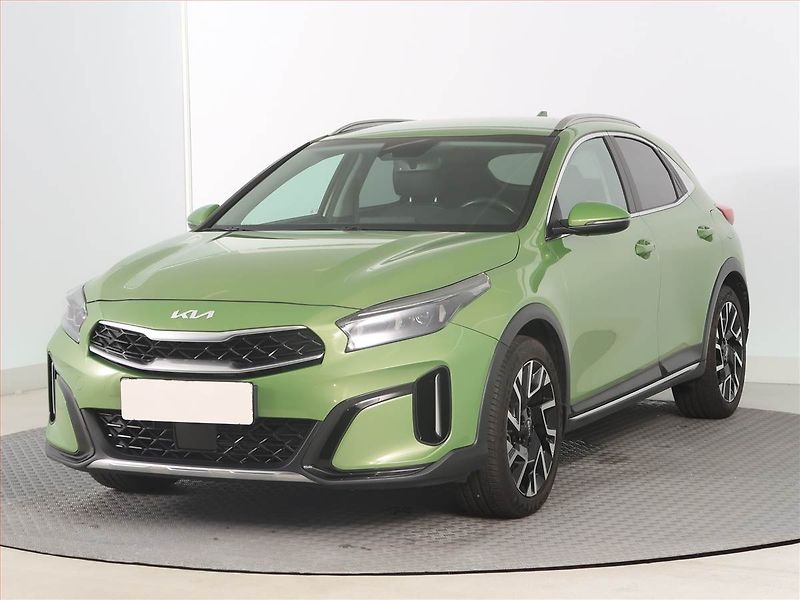 Kia XCeed (2024) TOP 1.5 T-GDI - fotka 2 z 16
