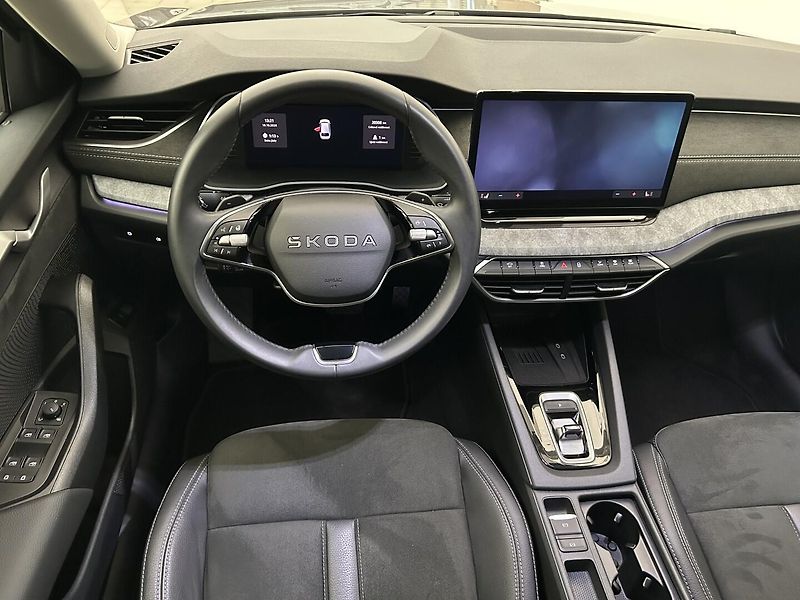 Škoda Octavia 2.0 TDI Top selection - fotka 5 z 25