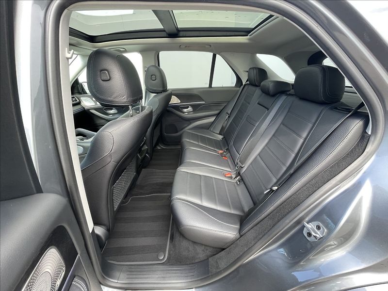 Mercedes-Benz GLE 2,9 4MATIC AMG Line TAŽNÉ  400 - fotka 15 z 23