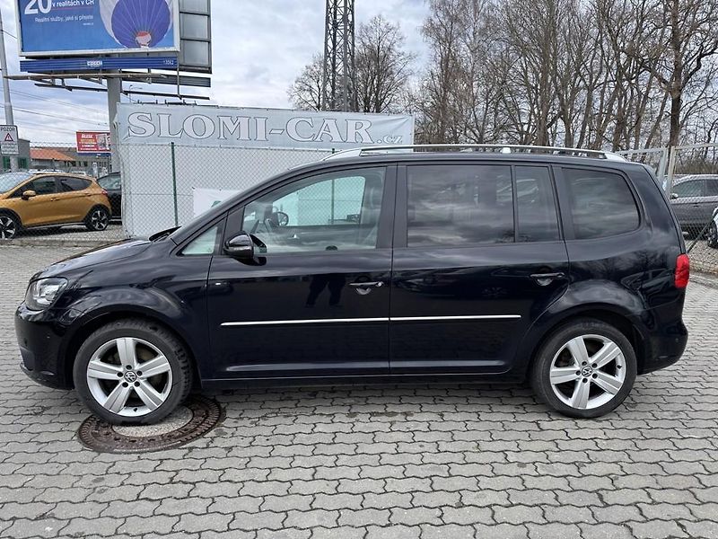 Volkswagen Touran 2.0 TDI 130 kW DSG Highline - fotka 3 z 35