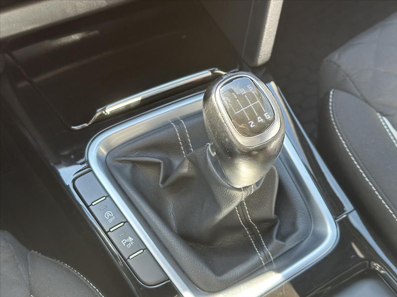 Kia ProCeed 1,4 T-GDI 103kW GT-Line CZ - fotka 26 z 37