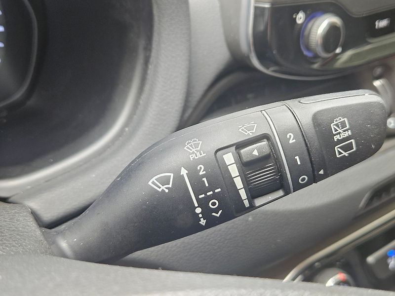Hyundai i30 1.5i Start Plus, 1.maj. - fotka 17 z 29