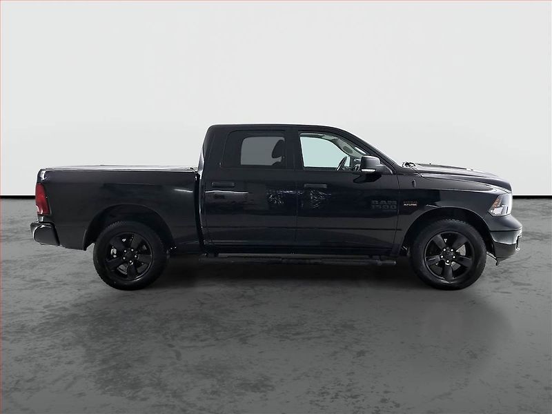 RAM 1500 (2022) 5.7 V8 Hemi - fotka 6 z 18
