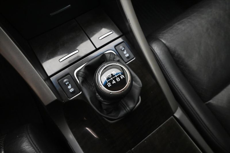 Honda Accord 2,2 i-DTEC 110 kW Manuál - fotka 21 z 30