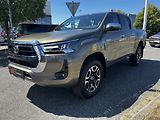 Toyota Hilux 2.8D 4x4 6AT Executive - náhled 10