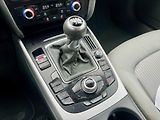 Audi A4 2,0 TDi KLIMA / NAVI - náhled 34
