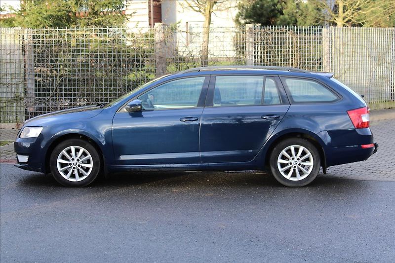 Škoda Octavia 1.6 TDI/81 kW/Ambition/ CZ - fotka 6 z 39