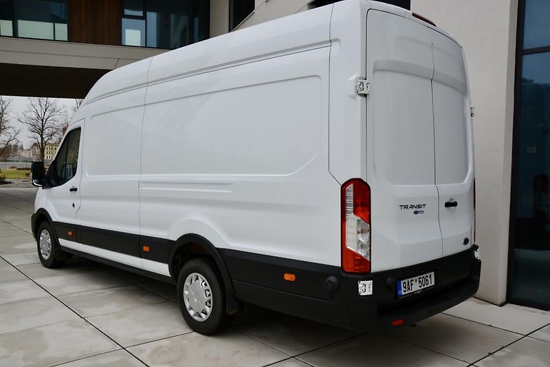 Ford Transit (2022) 350 Trend L4 2.0 ČR 1MAJITEL - fotka 5 z 45