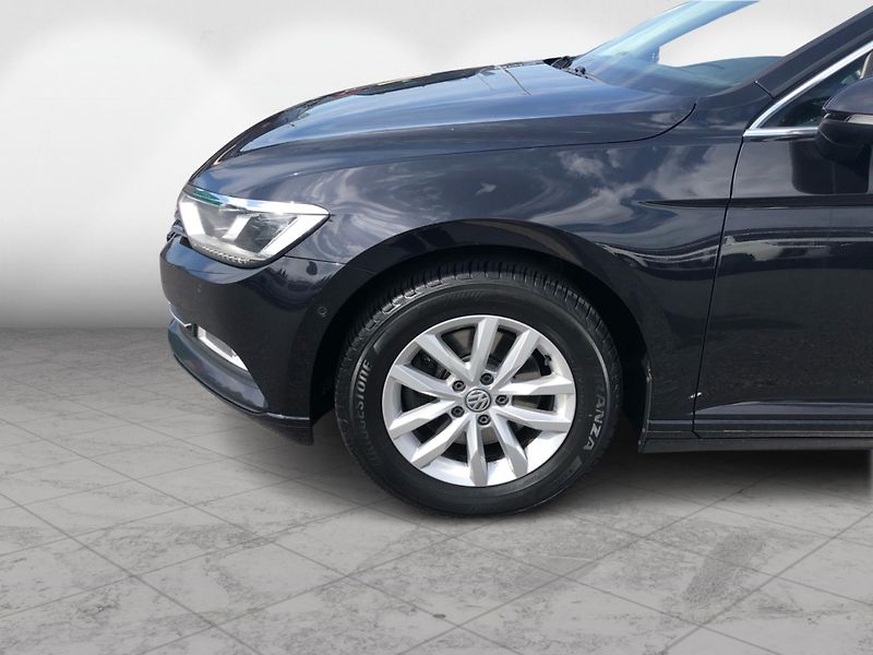 Volkswagen Passat 2.0 TDI DSG - fotka 10 z 29