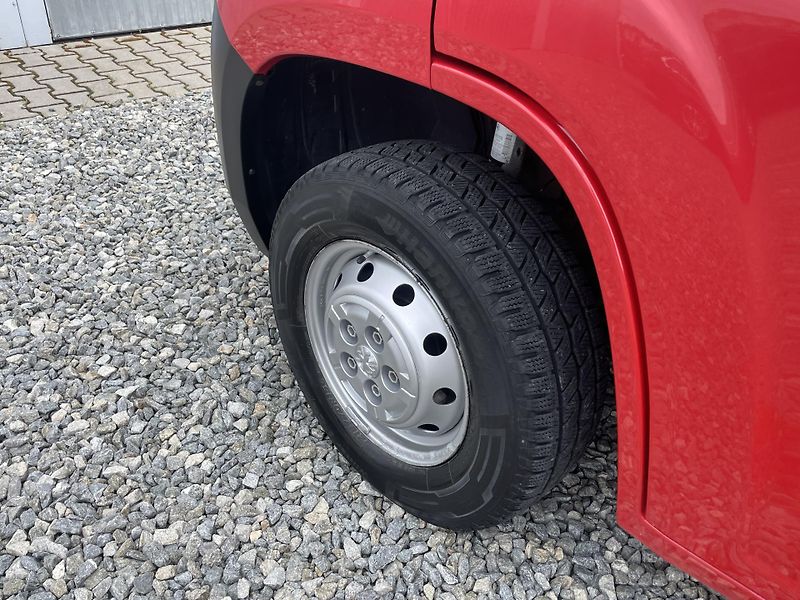 Peugeot Boxer 2.2HDi 120PS CZ DPH REZERVACE! - fotka 22 z 139