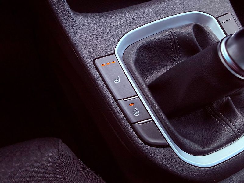Hyundai i30 1.4 T-GDi Trend, Serviska - fotka 22 z 27