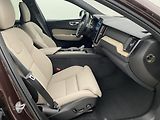 Volvo XC60 (2026) B5 AWD AUT DARK PLUS  - náhled 25